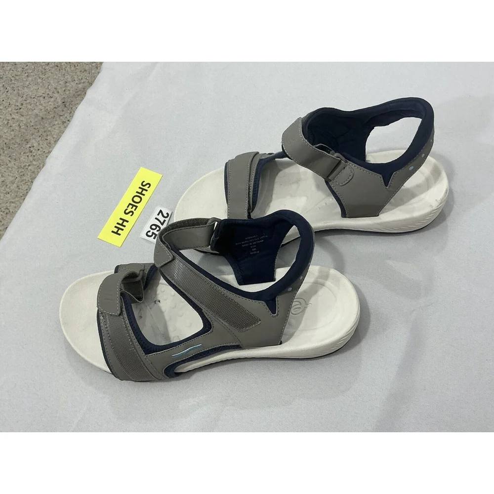 Men’s E Brand Senoise 3 Size 9.5 W Taupe Navy Strappy Waterproof Sandals NWOT